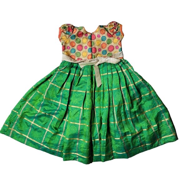 handmade green polka dot dress size around 18-24 months but see measurements - Picture 2 of 8